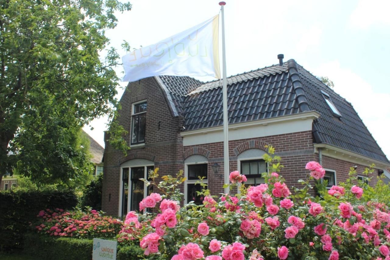 Uniqueludique Bed & Breakfast Middenbeemster Exterior photo